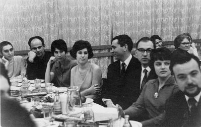 1971 - Tallinn youth at J. Schaikevitsch 50th jubilee after performance of "Anne Frank" - 3/1971
Left to right: Rahel Passov, Eli Nevo (Usvanski), ?, Bluma Passov (Svitski), Gabi Passov, Jakob Paturski, Sofia Paturski (Rubanovitsch), Zali Rosenblum
