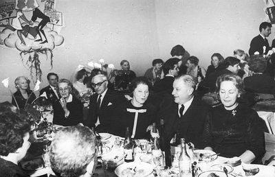 1967 - Wedding of Mark Markovitsch - 4/3/1967
At the rare left: Gerta Markovitsch
Left to right in front: ?, Lev Hasak, Raja Bam (Koslovski), ?, ?
