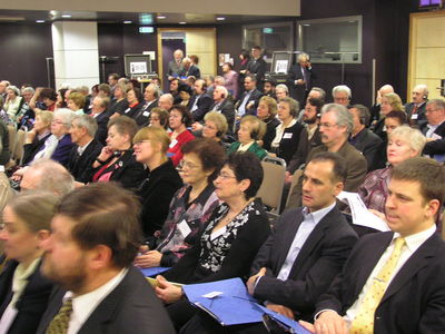 l. General view of the Conference
