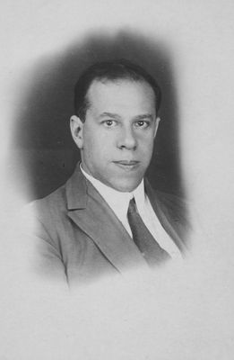 Gurevitsch  Abram-Samuel - school counselor
Member of the first Estonian Jewish Cultural Council (Kulturrat / Культурный Совет) founded at 6/6/1926. The deputy chairman.
Keywords: [G] [educ]