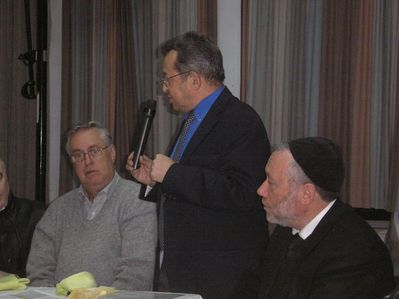 m4
Left to right: Mark Rybak - the director of Estonian Jewish museum; Eli Valk - the chairman of the Latvian-Estonian association in Israel; Shmuel Lazikin - the first chairman of the re-born Estonian Jewish community
