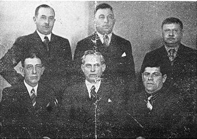 Pärnu Achdut leadership 1938-9
Left tor right.
Top: Bernhard Permand, Schabtai Permand, Aba Klein
Bottom: Mandelkorn, Hessel Faivusch Matskin, Benjamin Gordin
Keywords: [P] [K] [M] [G]