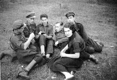 The second camp ("mahane") of Beitar near Tartu - 1935
Left to right: David Epstein, Gilinov, Jacov Levitin, ?, ?, Leo Blumenfeld
