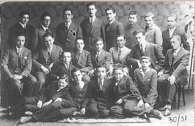 1930-31 - Tallinn emuna society
Left to right.
Top row:
Middle row: ?, ?, Nechemia Levitan (Levanon), Leo Ginovker
