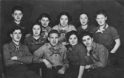 Valga  Hashomer group
Left to right:
Sitting: Abi Zeider, Jakov Fell, Ella Musikant, Avigdor Teitelbaum
Standing: Meische Berner, Berta Gurevitsch, Atsi Berner, Sore Schames, Chane Abramovitsch, Schoine Teitelbaum
