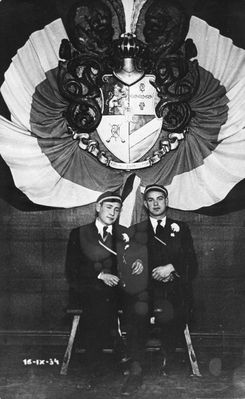 1934-9-16 - J. Pakkin and E. Refes
