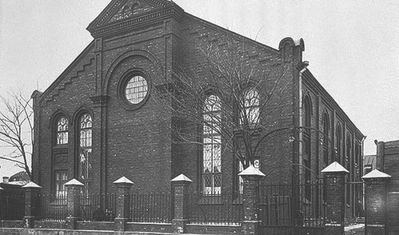 Tartu Great synagogue at Turu str.
This picture was taken at 2/9/1941 already under nazi occupation (ref. N. Gens)
