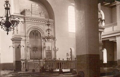 Tallinn synagogue ( 9)  interior
