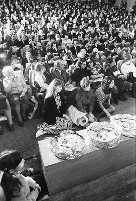 Pesach in the Unions house in Tallinn 1990
