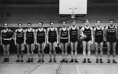 Kalev - KKI 58:55 - Kaunas - 12.1.1952
Isi Trapido - the first from right
