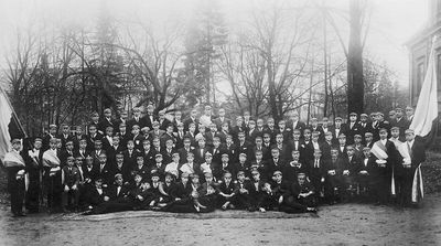 1928 - Limuvia 45th Anniversary
Sitting in the front row 4th from right - Adolf Woloshinsky - one of the founders
