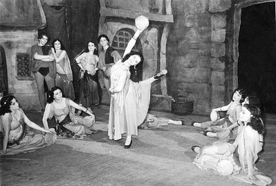 "Vanemuine". Ballet "Esmeralda" by C. Pugni - 31/3/1957, Tartu
In the middle - Regina Tõško
From left in front: Milvi Koppel, Aasa Tammur
From left in the back: Rein Randla, Lydia Duplovskaja, Haja Raidna [real name Judeikin (Raichman)], Villu Vähk
In front on the right: Aili Rannaste
