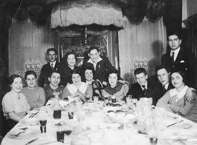 Tallinn - 1934.  Jewish Gymansium - 1934 - a party 27/1
Left to right.
Sitting:  Berta Jankelson, Sima Slosin, ?, Berta Itskovitsch, Regina Amitan, ?, Scher, ?, ?
Standing: Herman Migdal, Bronislava Dymschits, Mendel Grinstan, Isi Itskovitsch 
