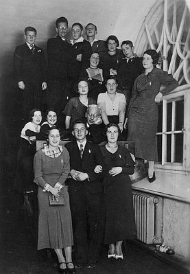 Tallinn - 1934. Jewish gymnasium - 1934
Tallinn Jewish Gymnasium 8th graduation year - 1934  
Left to right
Top row: ?, August Mölder (estonian teacher), Mendel Grinstan, ?, Berta Danzig (Itskovitsch), ?
Next level: Batja Steinberger (Baskin)
Next level: Bronislava Scher (Dymschits), Sima Gorin (Slosin), Regina Trapido (Amitan)
Next level (second from bottom): ?, ?, Samuel Gurin
Bottom: Hanna Lopavok (Strasch), Herman Migdal, Sara Bujanover (Citron) 
 

