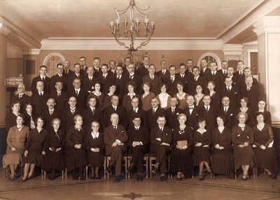 The Scheel Bank in Tallinn - 1939
All, but two workers are german. One Estonian (Taavet Arike - marked with x", standing on the right and Hirsch Band (marked with "x", standing on the left)
