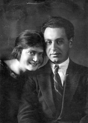 Jacov and Lena Dobruschkes (Amitan) - 1924, Tartu
