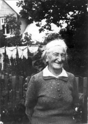 Margarete (Grete) Elian (1899-1987) in 1976
