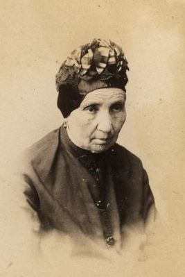 Gordin 
Mother of Hirsch Gordin, Asja Pakin's great great grandmother
