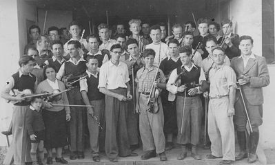 Narva Jewish orchestra
At left Isak Haitin
