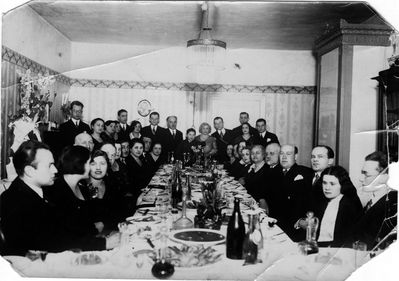 Bar-mizva of Jakov Levitin - Tartu, Lossi t. 6, 6.8.1928
Left to right.
Sitting: ? ? ?, Meishe-Aron Kamenovski, Mischa Kaplan?, Mascha Kamenovski (Eidelkind), ?, ?, ?, ?, ?, ?, ?, ?, Ljuba Bakscht (Samsonov), Schlomo Bakscht, Miron Glandt, ?, ?, Boris Bakscht?

Standing: Solomon Judeikin?, ?, ?, ?, Josif Goldberg, ?, Schmuel (Mulja) Levitin, Leib Levitin, Jakov Levitin, Bronislava (Braine) Levitin, Abram Levitin, ?, Berta Eidelkind, ?
