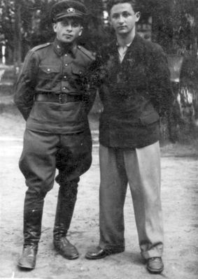 Ralf Hershaw (Folja Hirschovitsch) and Emanuel Nodel - Tartu - 9/1939
