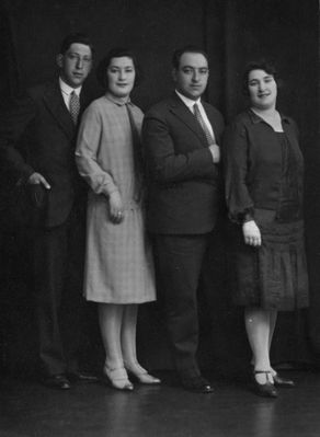 Malkins 1928
Left to right: Solomon Malkin, Selma Caplan (Malkin), Caesar Malkin, Ljuba Malkin
