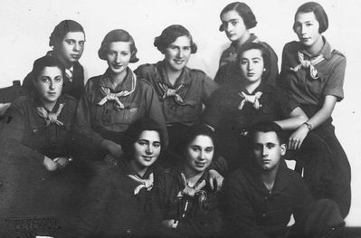 1933 - Tallinn hashomer
Left to right: 
Sima Goren (Slosin), Riva Delski, Henni  (Ditman), Frieda Schats, Miriam Hirschman, Hinzi Gerschanovitsch, Dina Danzig 
Sitting: Becca Haitov, Meri Josselson, Lasik Goldberg (Riga) 
