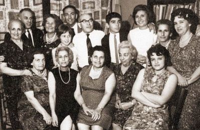 Jascha Rubanovitsch  75th Jubilee - 1965
Left to right.
Sitting: Frieda Pessin, Dora Gandelman, Ljuba Pessin, Rebecca Stark (Rubanovitsch), Sofa Paturski (Rubanovitsch)
Standing: Frieda Benenson (Rubanovitsch), Jascha Rubanovitsch, Nina Rubanovitsch, Haviva Konikoff, Borja Konikoff, Iosif (Jascha) Rubanovitsch, Fred Konikoff, Emmy Konikoff, Mira Pessin, Gita Rubanovitsch
