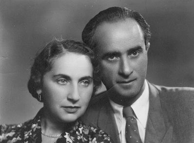 Miron Potaschnik (1913-1965) and Esther Potaschnik (Rosenblum) (1913-2000) in 1955
