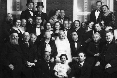 Sorkin wedding - Valga - 1935
Left to right.
Top: ?, Peisi Schein, Rebeca Kaplan, Schura Sorkin, Sasha Kaplan, Natasha Kaplan
Second from top: Otto Schames, Anja Schames, Zenja Schein (Goldberg), Aizi Kagan, Harry Schein, Zila Slomka, Dr Polikovski (in the back), ?, ?, ?, ?, ?, ?, Lea ?, Efraim Schein 
Second row from the bottom: Rabi Masljanski, Meir Sorkin, Sorkin, Ita Basa Kaplan, Mazia Sorkin (Kaplan), David Sorkin, Haja Lea Schein, Jossel Schein
At bottom: ?, ?, Monja Sorkin 
