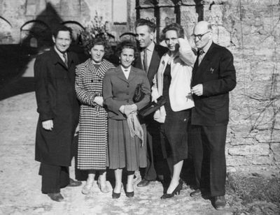 Tamarkin Pessin Gabovitsch
Tallinn Jewish gymnasium VI graduation came together in Pirita 1/6/1958
Left to right:  Hirsch Geruchmanov, Esther Schadzunski (Frank), Mira Pessin, Aron Tamarkin, Dina Gabovitsch (Dymschits), Jacob Gabovitsch
Keywords: [P] [G] [S]