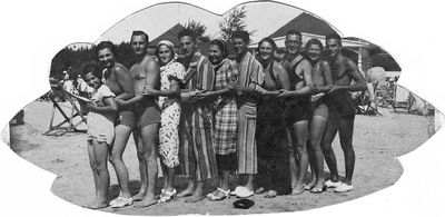 1936 Pärnu
Left to right.
Lia Kahn, ?, ?, Ljuba Schein (Citron), ?, ?, Max Koslovski, ?, Abram Danzig?, ?, Menasche Schein
