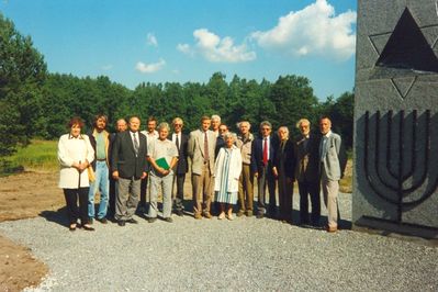 Klooga - opening of the new memorial - 1/9/1994
