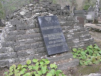 The monument  to the Jews murdered in Tallinn -  Rahumäe graveyard
