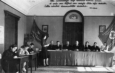 1951 Examinations in the Tallinn Kaubandus Tehnikum
Ida Raichman (Effel) answering on the examinations
