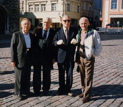 Klooga camp survivors in Tallinn - May 1995
Left to right: Benjamin Anolik, Avraham Aharonson, Hillel Seidel, Avraham Wapnik.
