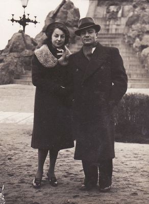 Moissei (Muha) Beilinson [img]http://muuseum.jewish.ee/md.gif[/img] and Stella Beilinson. Kadriorg, 11.12.1938.
