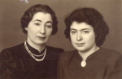 Ester Levin (Kofkin) - left and Dina Pliskin (Levin). Tallinn, 1956
