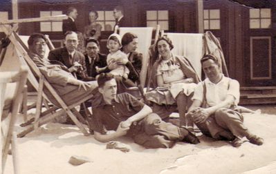 Levins in Pärnu
Left to right.
Abram Levin, Isak Levin, Ber Levin, Ester Levin (Kofkin) with  ?, Boris Levin, Sara Abramson (Levin) [img]http://muuseum.jewish.ee/md.gif[/img], ? Levin (Sara's brother), 
