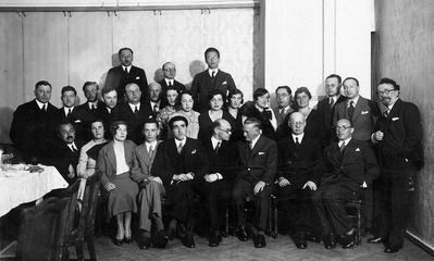 Estonian Jewish Medical Society
Left to right.
Top row: Markus Blumberg?, Morduch Samuel Bassel, ?
Middle row: Moissei Epstein, Max (Moissei) Brodovsky, ?, ?, Mark Poljak, Abram Lurje?, Blanda Hirschfeld, ?, Betti Aronstam, Sara Bassel (Teischev), ?, Rafael Jakobson, ?, ?, Rafael Rubanovitsch, ?
Bottom row: ?, ?, Rosa Glikman (Gutman), Abram Glikman (Glückmann), Abram Tuch, Jakob Rubanovitsch, ?, Jossef Abramson, Mihail Kolomoitsev
Keywords: [unknown]