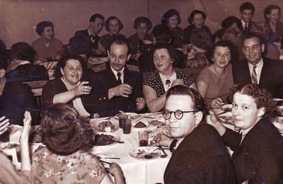 Gathering of medics. Tallinn, 1957/8
Left to right: Dr Grinspun (?), Dr Grinspun, Dr Raissa Pats (Orlov)
