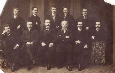 Uknown group
Standing, second from left - Josef Gleser
