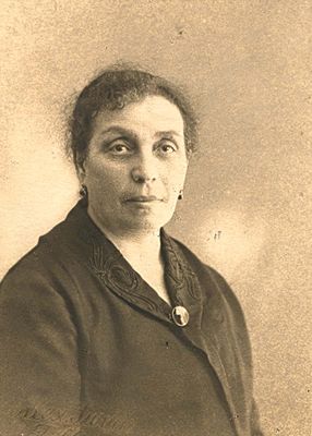 Ljuba Iljaschev (Hait) (1878 - 1941?) [img]http://muuseum.jewish.ee/md.gif[/img]
Keywords: [H]