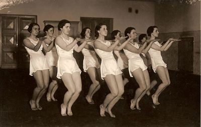 Maccabi gymnastic team. Tallinn. 
Left to right: Mary Rosenmann; Esther Passov; Riva (Bekka) Haitov; Zenya Gleser; Sima Majofes; ?; Yetti Gleser; ?; Haja Reichman;
