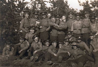 In the estonian army (1932, Männiku)
"Dancing" in the middle Israel Itzoch (right)
