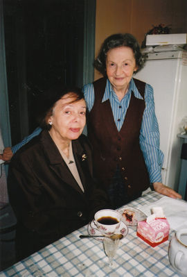 Dagmar Normet (Rubinstein) (1921-2008) left and Sima Schkop (1920-2016)
Keywords: [N] [S]