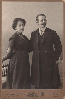 Elias (Edward) Hirschovitsch and Sonya-Rivka Hirschovitsch (Imjanitov)
