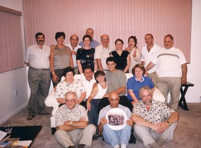 At Gidon Pajenson's 50th jubilee. 2002, Miami, Flo
Left to right.
Standing: Leo Kitt, Ester Levin, Jossif Engler, Rina Kitt (Pavlovsky), Ljeva Sverdlov, Avi Blumberg, Inna Saltsman (Gelb), Sveta Ring, Boris Potaschnik, Isai Murschak
Middle row: Reina Blumberg (Rubinstein), David Schechtmeister, Dina Schechtmeister (Revsin), Alon Pajenson, Rachel Sverdlov
Bottom row: Alik Ring, Gidon Pajenson, Mosche Saltsman
Keywords: [S] [R] [K] [E] [S] [P] 