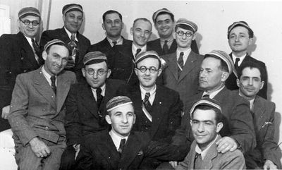 1943 - Hasmonei in Israel
Left to right.
Top row: Boris Krigman, ?, David Bakscht, Jascha Levitan, Ljeva Kliksberg, ?, Max Boruhov
Middle row: Mischa Boruhov, ?, Kolja Jadlovker, Misha Bakscht, Avraham Neuschloss
Bottom row: ?, David Gerschanovitsch 
