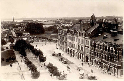 Lerenmann.  Sara Gittel Lerenmann shop at Estonia pst in Tallinn. 1930's.
